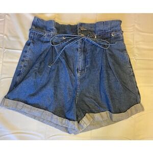 Gilli Paperbag Waist Denim Shorts Womens Medium Blue NWT High Rise Pleated Tie
